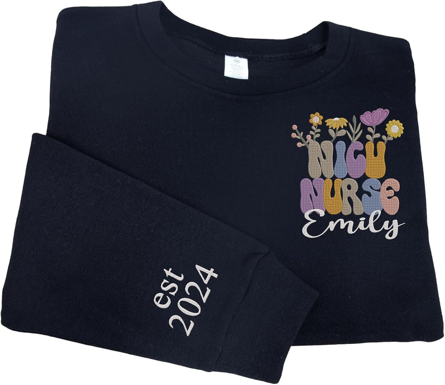 NAZENTI Personalized Nurse Sweatshirt - Flower Crewneck, School Nurse - D4