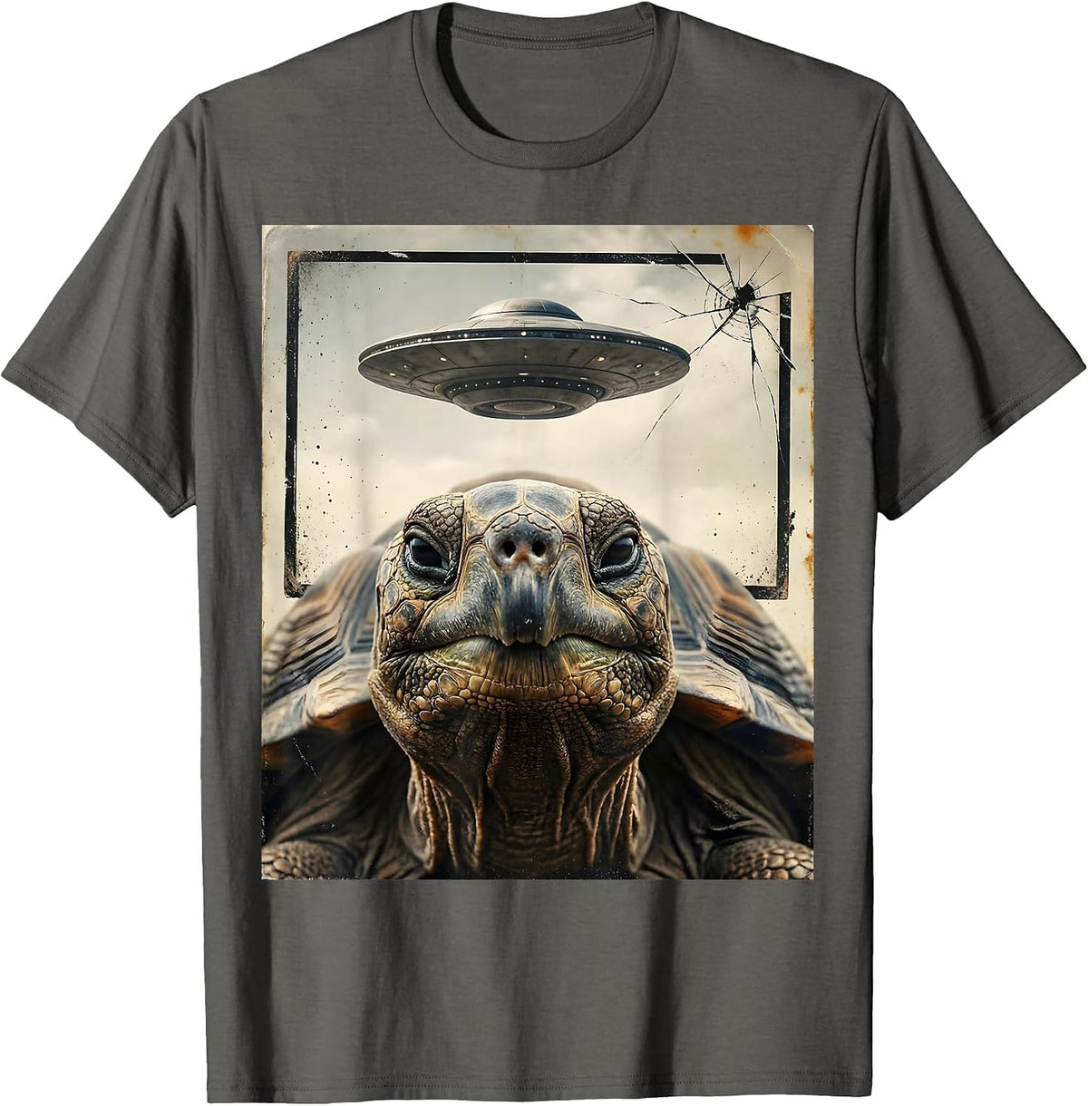 Men's Tortoise UFO Encounter Funny Animal Lover Sci-Fi Humor T-Shirt - Asphalt Grey