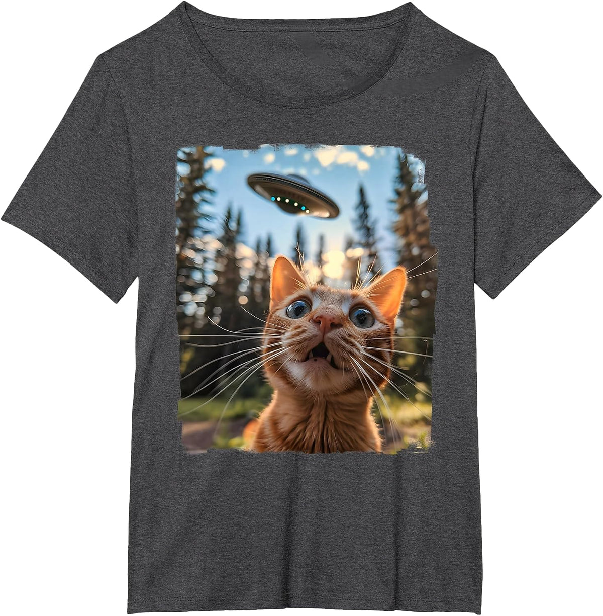 Extraterrestrial Encounter: Cat Selfie with Alien UFO T-Shirt - Dark Heather Grey