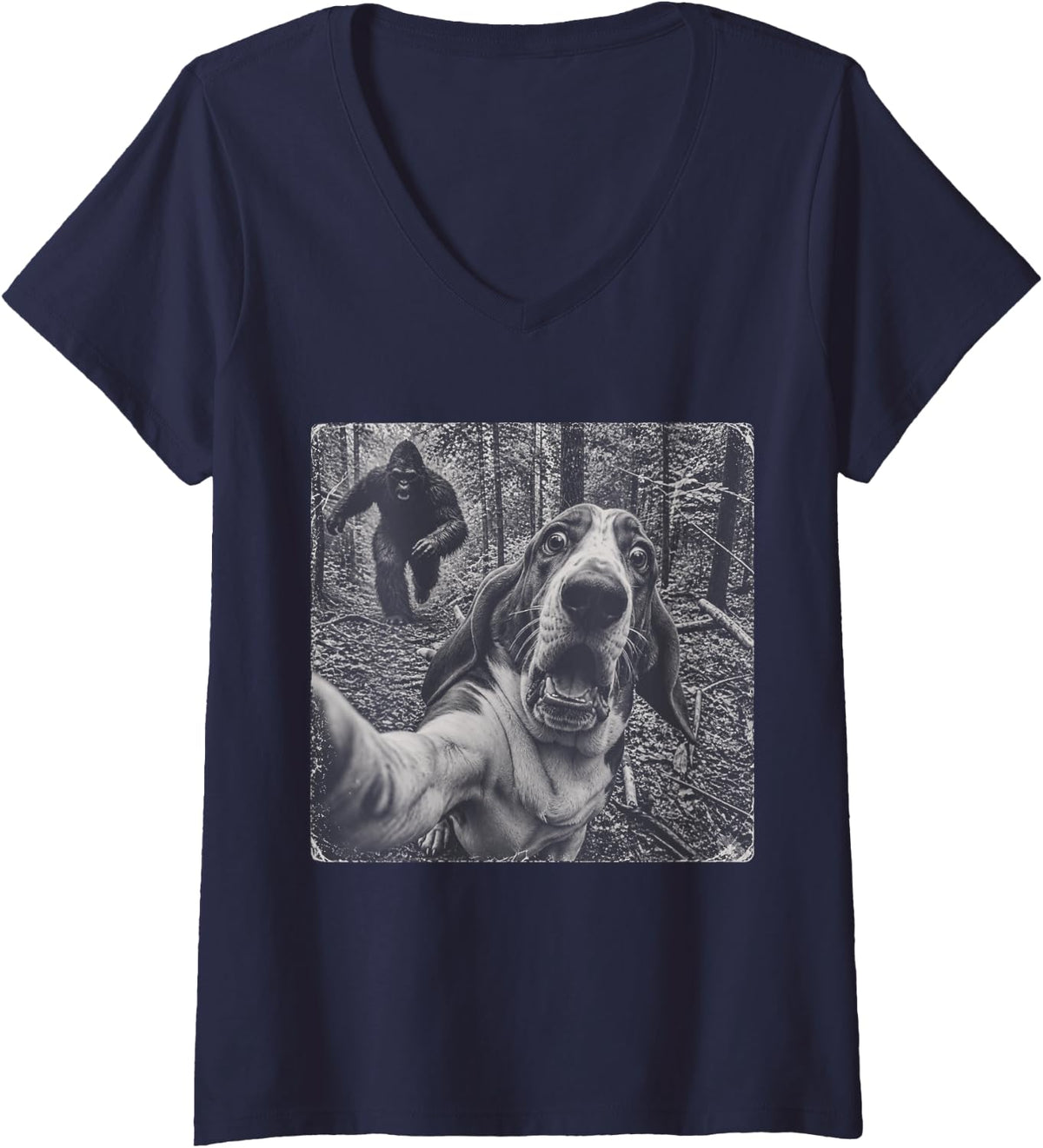 Women's Vintage 90s Basset Hound Selfie with Bigfoot Funny Dog Lover V-Neck T-Shirt - Navy Blue