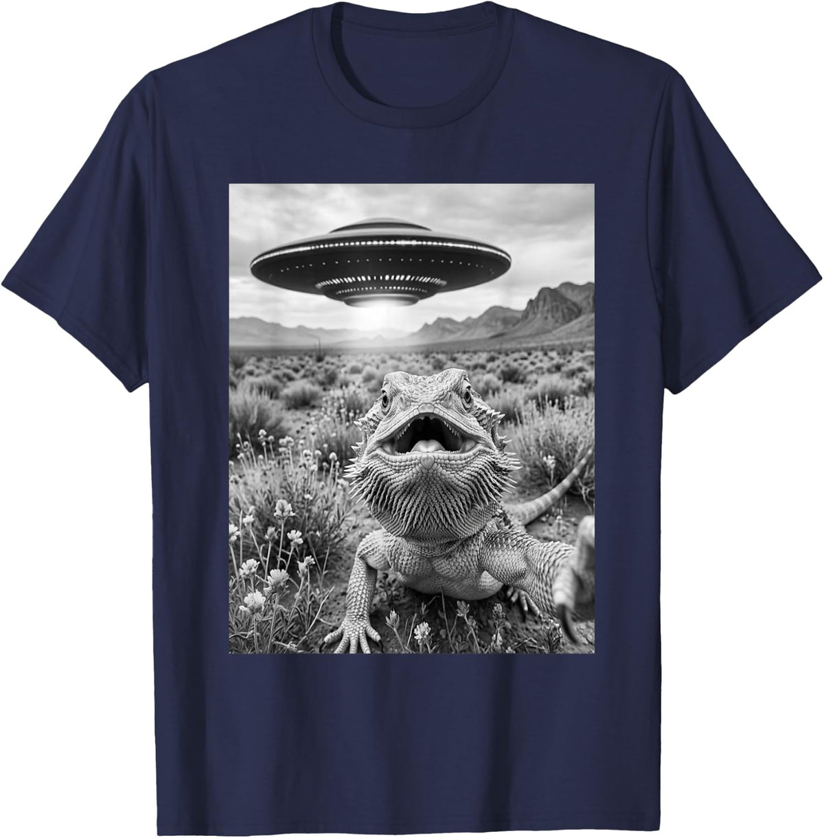 Bearded Dragon Selfie with Alien UFO Funny Bearded Dragon Tee T-Shirt for Men Women Kids - Navy Blue