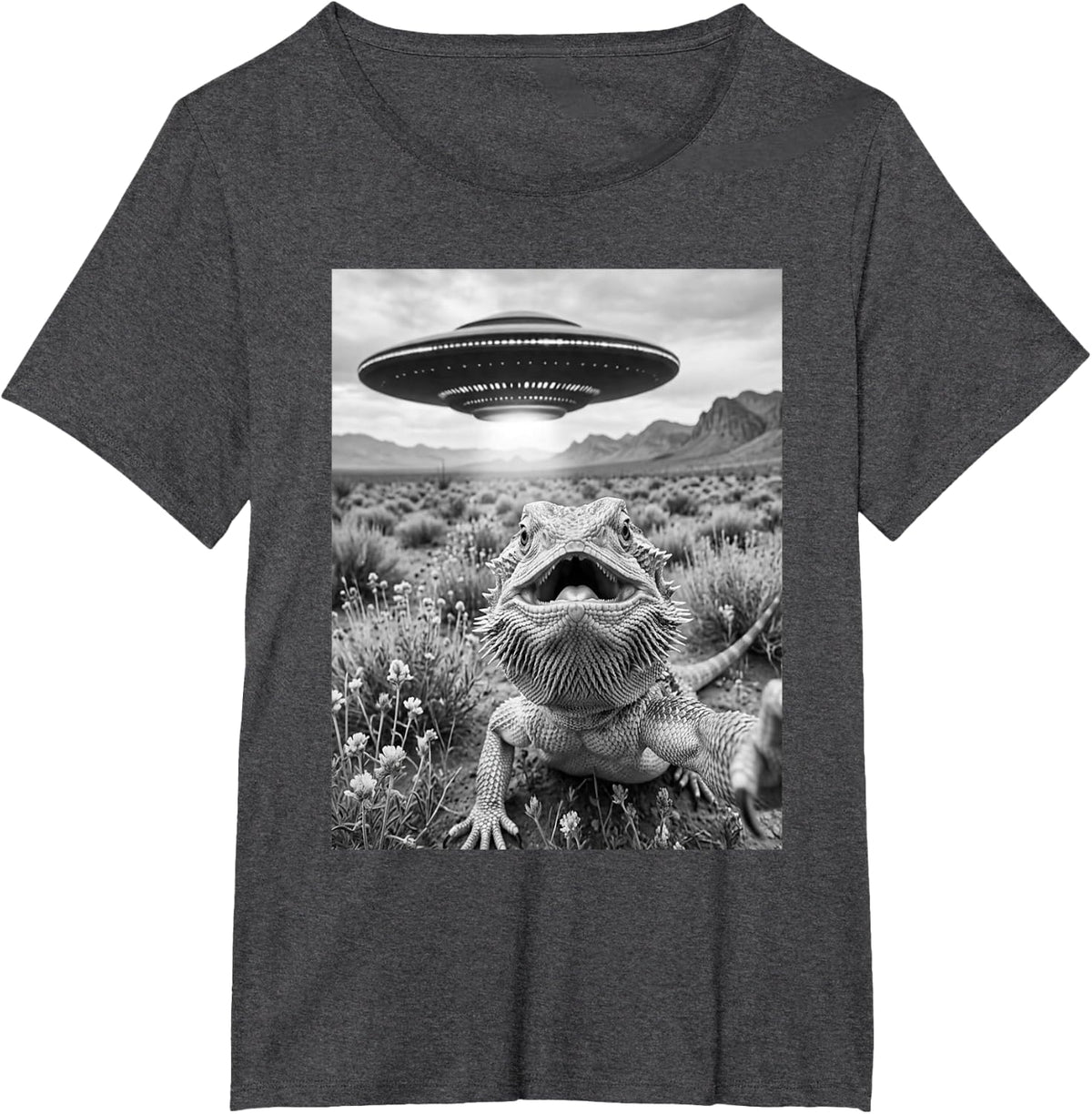 Bearded Dragon Selfie with Alien UFO Funny Bearded Dragon Tee T-Shirt for Men Women Kids - Dark Heather Grey